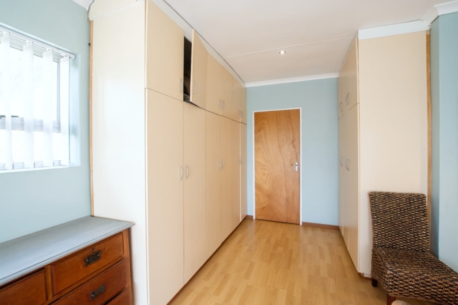 4 Bedroom Property for Sale in Kabeljauws Eastern Cape